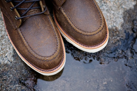 Chippewa-Brown-5-Detail-Top-Toebox