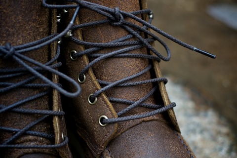 Chippewa-Brown-6-Detail-Laces-+-Tongue